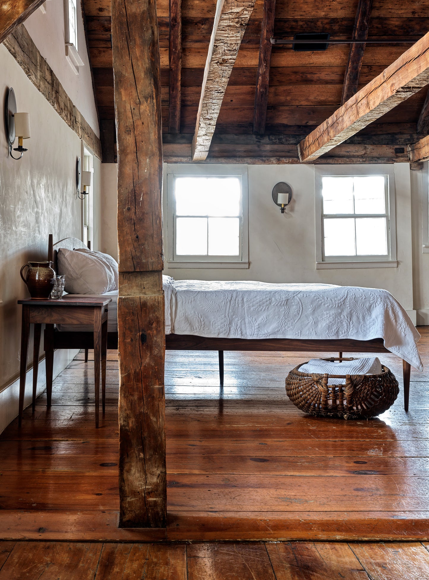 The Roseland Bed