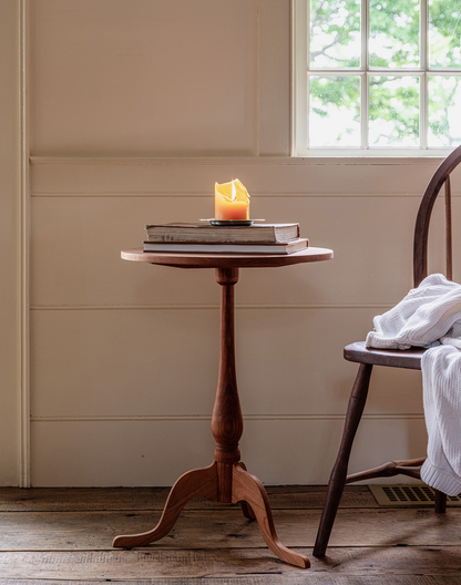 Round Candle Stand