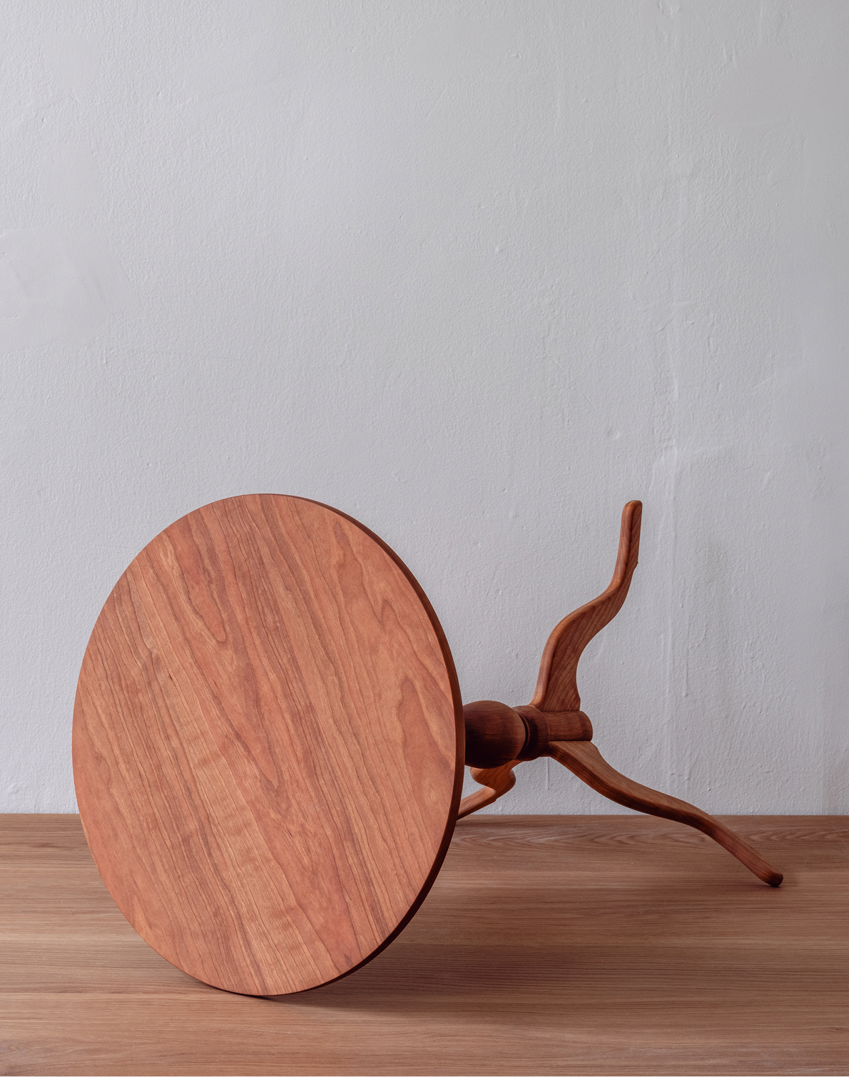 Round Candle Stand
